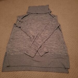 Women's blue / gray, GAP, Women's size large preowned cowl neck